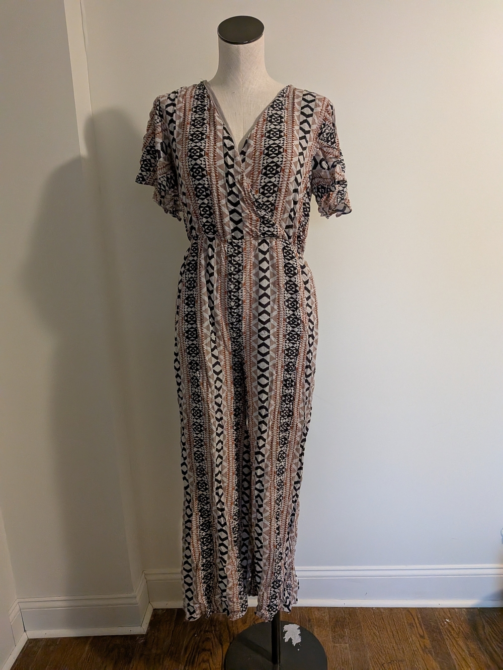 Striped V-Neck Jumper in Black, Cream & Tan
